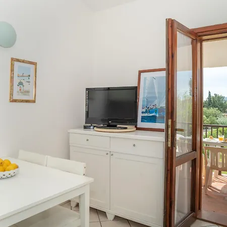 Residenza Mediterranea-1 By Interhome Daire *